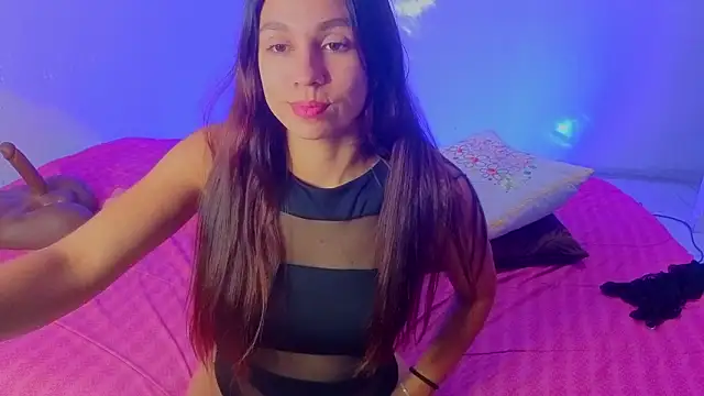 Snapshot of Luci_And_Sofi chatting on February 2026 03:23:01 PM Luci And Sofi online show from February 2026 03:23:01 PM