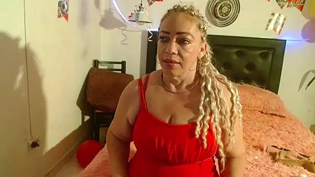 Snapshot of PervertedMature chatting on June 2026 12:52:02 AM PervertedMature online show from June 2026 12:52:02 AM