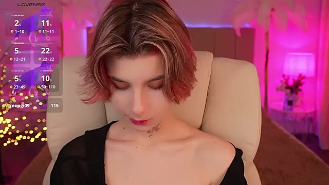 Snapshot of HaylaAmber chatting on December 2024 10:50:02 AM HaylaAmber online show from December 2024 10:50:02 AM