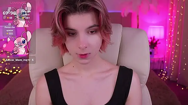 Snapshot of HaylaAmber chatting on January 2025 10:54:01 AM HaylaAmber online show from January 2025 10:54:01 AM