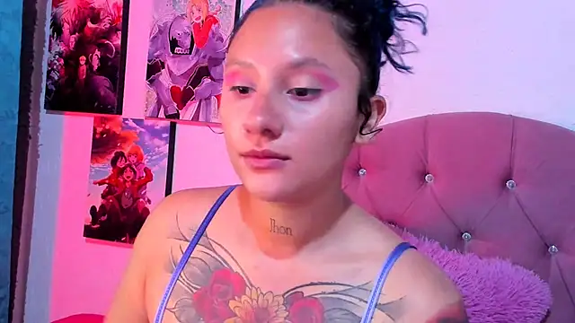 Snapshot of Mila_nixon02 chatting on April 2026 03:28:01 AM Mila nixon02 online show from April 2026 03:28:01 AM