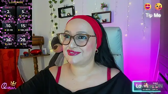 Gia Nahomi online show from April 2026 10:58:01 PM