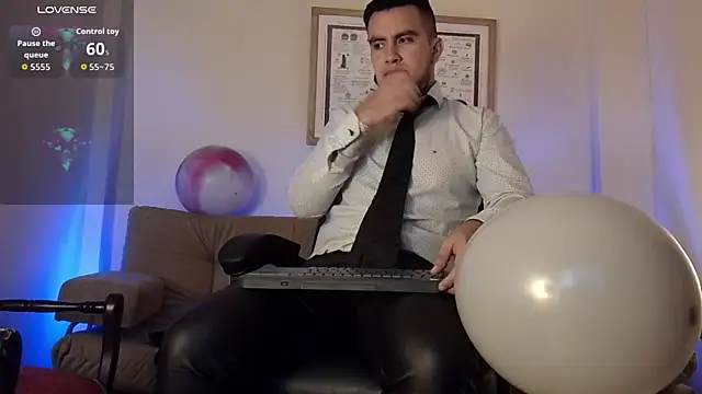 bradley colt online show from November 2025 01:42:01 AM