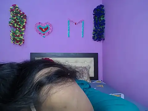 Snapshot of Hot_Maleka chatting on November 2025 04:20:01 PM Hot Maleka online show from November 2025 04:20:01 PM