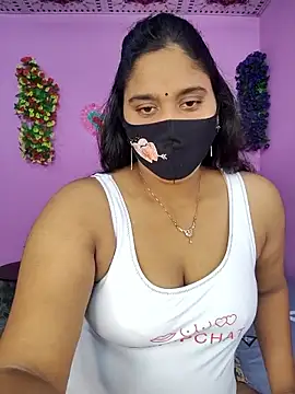 Snapshot of Hot_Maleka chatting on November 2025 04:17:02 PM Hot Maleka online show from November 2025 04:17:02 PM