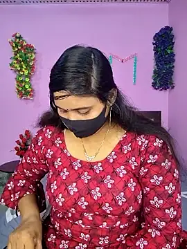 Snapshot of Hot_Maleka chatting on November 2025 03:11:01 PM Hot Maleka online show from November 2025 03:11:01 PM