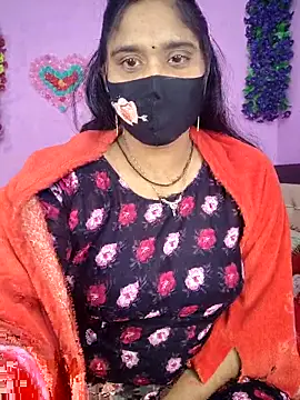 Snapshot of Hot_Maleka chatting on November 2025 03:59:01 PM Hot Maleka online show from November 2025 03:59:01 PM
