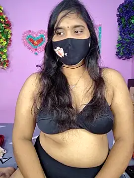Snapshot of Hot_Maleka chatting on December 2025 01:38:02 PM Hot Maleka online show from December 2025 01:38:02 PM