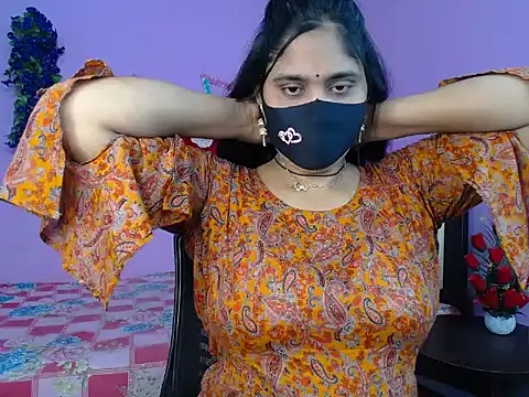 Snapshot of Hot_Maleka chatting on April 2026 04:37:02 PM Hot Maleka online show from April 2026 04:37:02 PM
