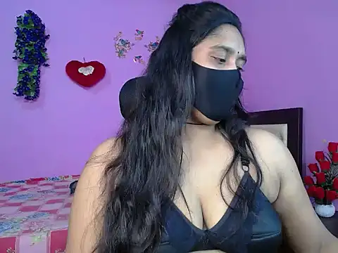 Snapshot of Hot_Maleka chatting on April 2026 07:07:02 PM Hot Maleka online show from April 2026 07:07:02 PM