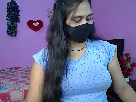 Snapshot of Hot_Maleka chatting on April 2026 04:42:02 PM Hot Maleka online show from April 2026 04:42:02 PM
