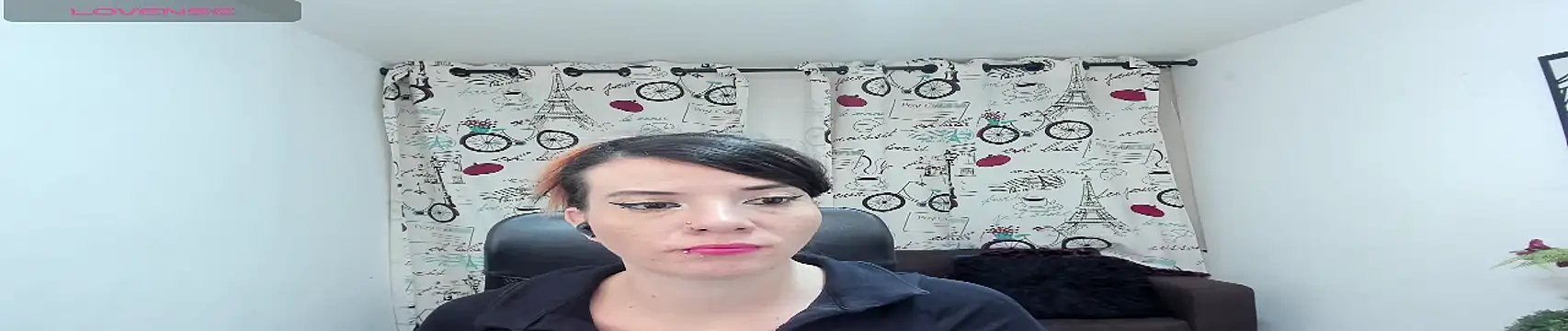 DanaaRey online show from October 2025 04:07:02 PM