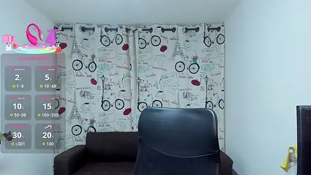 DanaaRey online show from November 2025 04:31:02 PM