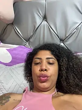 Snapshot of charlotteone chatting on April 2026 02:18:01 PM charlotteone online show from April 2026 02:18:01 PM