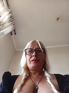 Rousmk1 online show from March 2025 07:54:01 PM