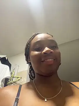 EscorpiLeoncita online show from October 2025 04:41:02 AM