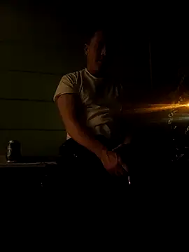 Bigtater1999 online show from November 2025 02:21:02 AM