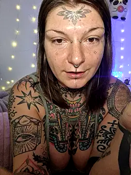 lizzardqueeen online show from February 2026 09:01:02 AM