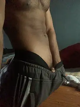 Snapshot of Vampire_xoxo chatting on January 2025 03:29:02 AM Vampire xoxo online show from January 2025 03:29:02 AM