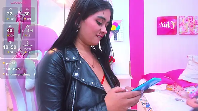 Snapshot of scarlette_15_ chatting on January 2025 09:57:02 AM scarlette 15 online show from January 2025 09:57:02 AM