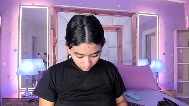 Snapshot of scarlette_15_ chatting on June 2026 03:16:01 AM scarlette 15 online show from June 2026 03:16:01 AM