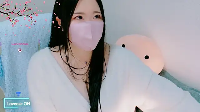 Snapshot of yukinko_o_ chatting on April 2026 12:43:01 PM yukinko o online show from April 2026 12:43:01 PM