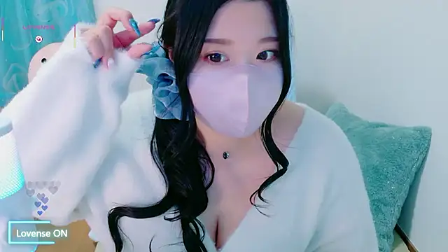 Snapshot of yukinko_o_ chatting on May 2026 01:08:02 PM yukinko o online show from May 2026 01:08:02 PM