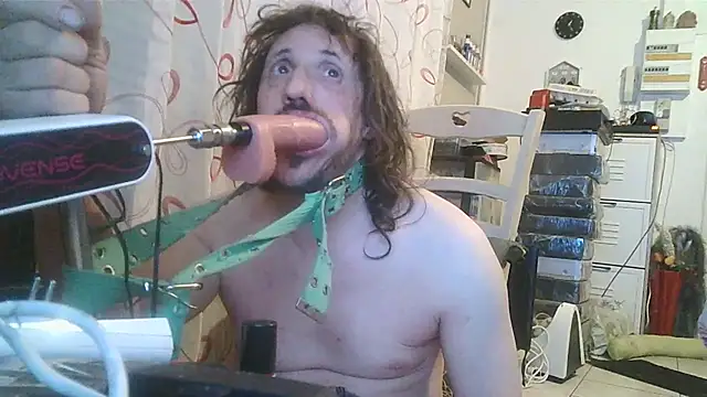 cyril020202 online show from March 2026 12:19:01 AM