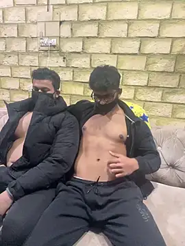 Snapshot of John_desihunk chatting on January 2025 03:14:02 PM John desihunk online show from January 2025 03:14:02 PM