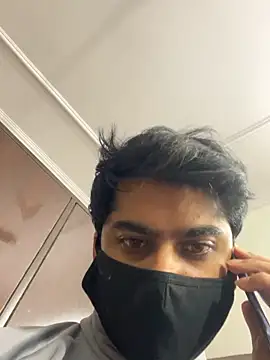 Snapshot of John_desihunk chatting on January 2026 06:33:02 PM John desihunk online show from January 2026 06:33:02 PM