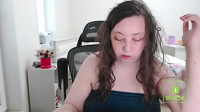 cute and hot online show from September 2025 09:22:01 AM