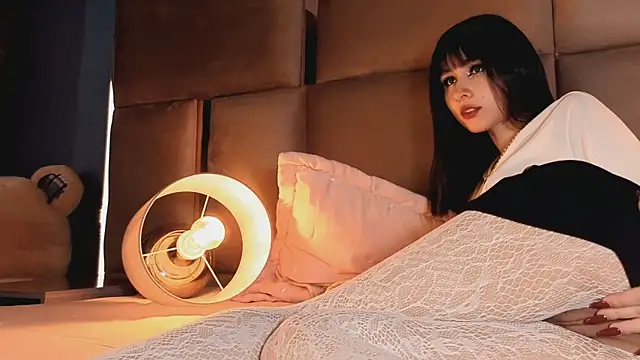 angelinepossy online show from November 2025 06:30:01 PM