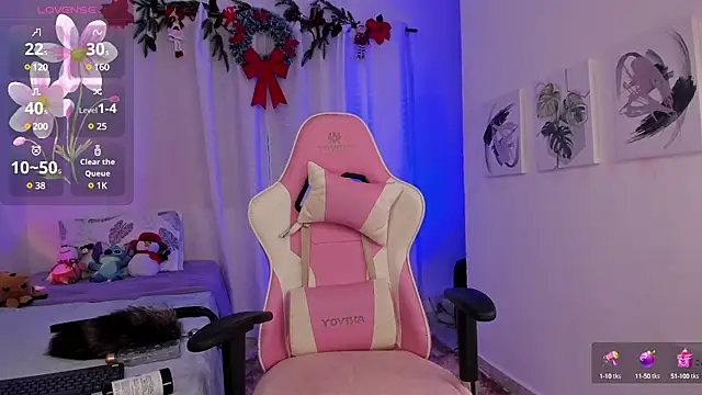 Snapshot of Lia_Petite1 chatting on February 2025 11:48:01 PM Lia Petite1 online show from February 2025 11:48:01 PM