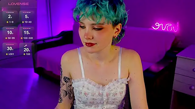 School Love online show from December 2024 04:18:01 PM