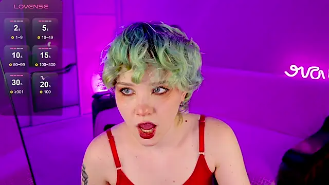 School Love online show from February 2025 01:08:02 PM