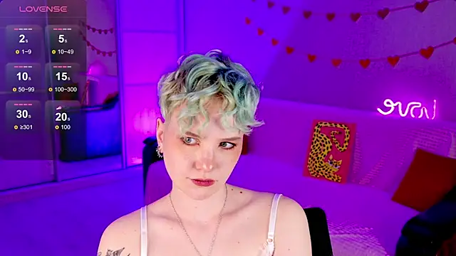 School Love online show from March 2025 04:12:02 PM