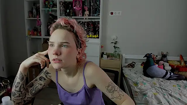 School Love online show from November 2025 07:08:01 AM