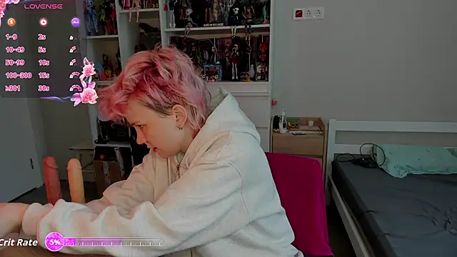 Snapshot of School_Love chatting on January 2026 07:12:01 AM School Love online show from January 2026 07:12:01 AM