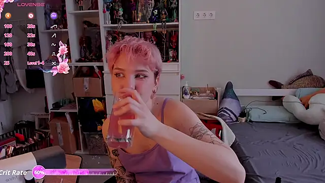 Snapshot of School_Love chatting on February 2026 07:14:02 AM School Love online show from February 2026 07:14:02 AM