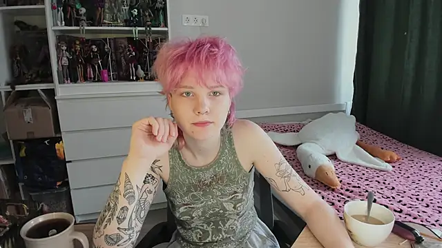 Snapshot of School_Love chatting on March 2026 07:04:02 AM School Love online show from March 2026 07:04:02 AM