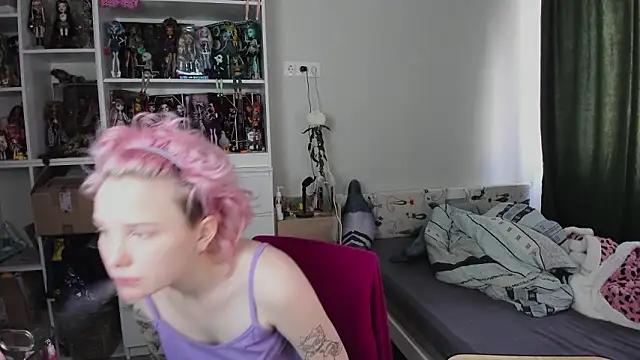 Snapshot of School_Love chatting on March 2026 07:11:02 AM School Love online show from March 2026 07:11:02 AM