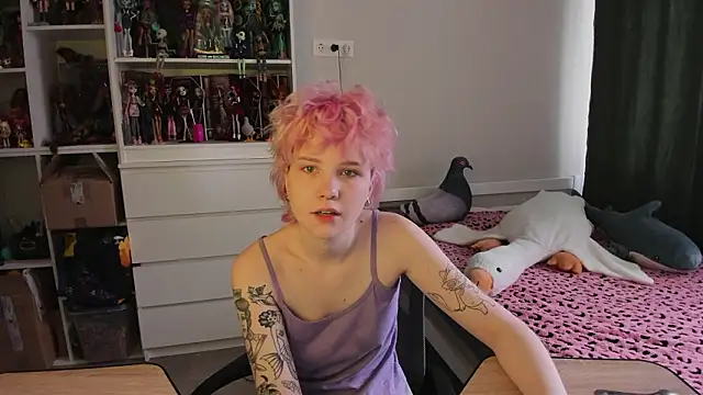 Snapshot of School_Love chatting on March 2026 07:12:01 AM School Love online show from March 2026 07:12:01 AM