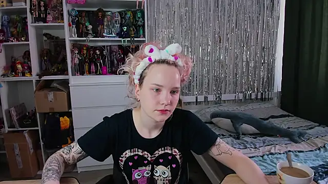 Snapshot of School_Love chatting on March 2026 07:08:02 AM School Love online show from March 2026 07:08:02 AM