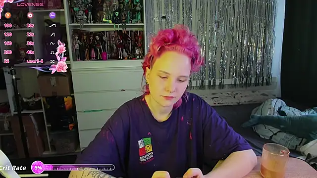 Snapshot of School_Love chatting on April 2026 07:14:01 AM School Love online show from April 2026 07:14:01 AM