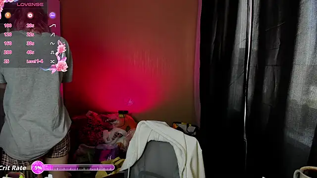 Snapshot of School_Love chatting on April 2026 07:13:02 AM School Love online show from April 2026 07:13:02 AM