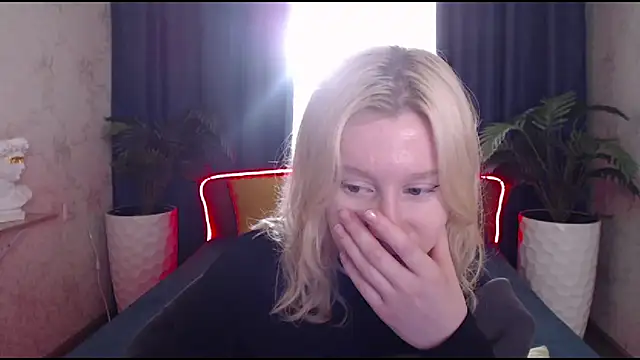 EnigmaSee online show from October 2025 02:04:01 AM