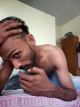 Snapshot of JOHN_LEE_DEREK chatting on March 2026 07:13:02 AM JOHN LEE DEREK online show from March 2026 07:13:02 AM