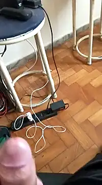 lobomisterioso13 online show from February 2025 06:46:02 PM