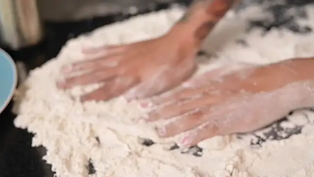 saribelcute online show from December 2025 08:59:02 PM