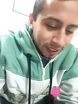 Snapshot of Mich_Stev9524 chatting on November 2025 03:12:02 AM Mich Stev9524 online show from November 2025 03:12:02 AM